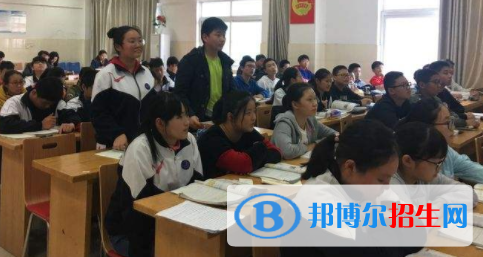 梧州輕工技工學校2020年報名條件、招生要求、招生對象 