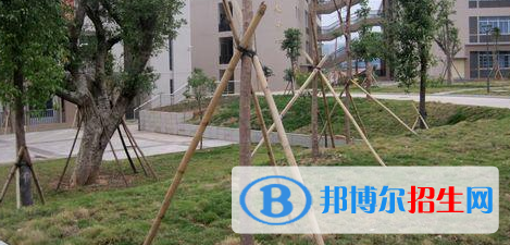 梧州輕工技工學(xué)校2020年宿舍條件 