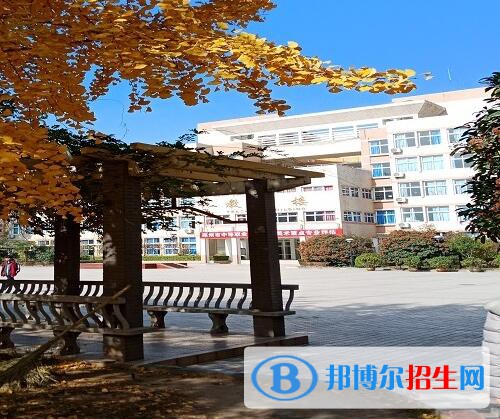鄭州商貿管理學校2021年有那些專業(yè)