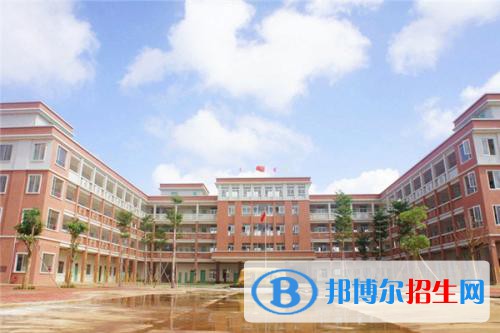 成都2020年中專鐵路學(xué)校升大專