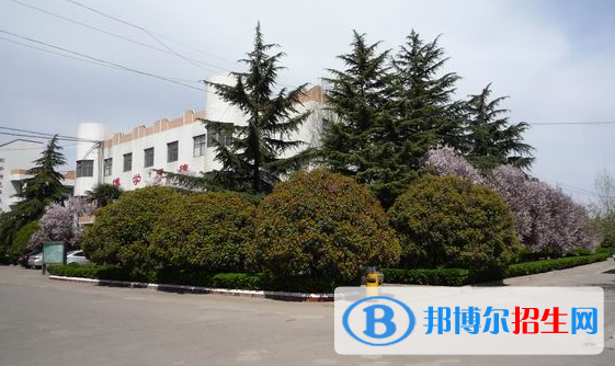 登封中等專業(yè)學校地址在哪里