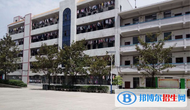 邵陽開元職業(yè)技術(shù)學(xué)校2020年宿舍條件 
