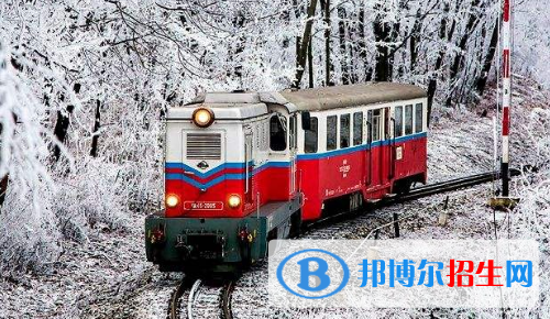 貴陽2020年初中生報什么鐵路學(xué)校最好