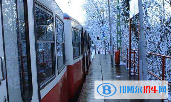 貴陽2020年初中生報(bào)什么鐵路學(xué)校好