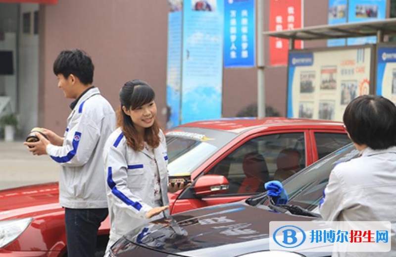 廣州2020年女生初中畢業(yè)上汽修學校
