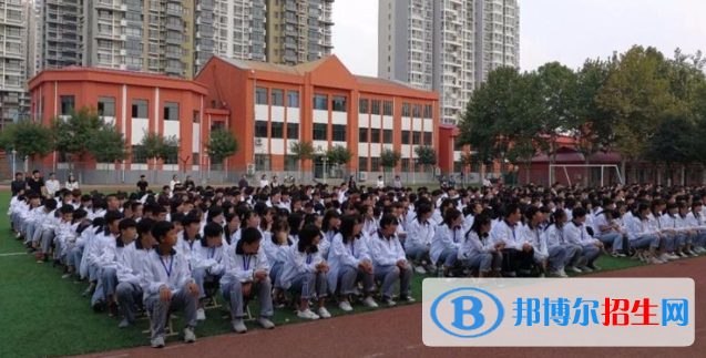  秦皇島渤?？萍贾械葘I(yè)學(xué)校
