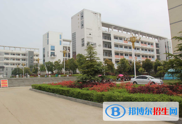 固始職業(yè)教育中心2021年報(bào)名條件、招生要求、招生對(duì)象