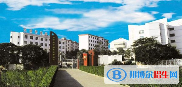 博愛職業(yè)中等專業(yè)學(xué)校2021年招生辦聯(lián)系電話