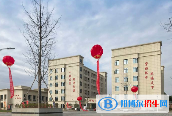 南昌2020年到哪里讀鐵路學校好