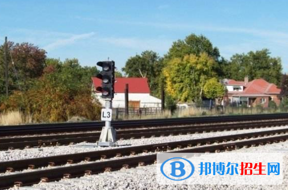 武漢2020年鐵路學(xué)校學(xué)什么最好