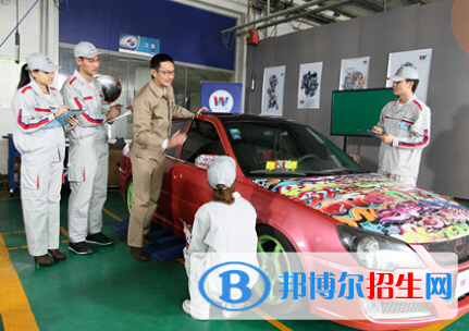 重慶2022年去讀汽修學(xué)校學(xué)什么對以后好一點(diǎn)