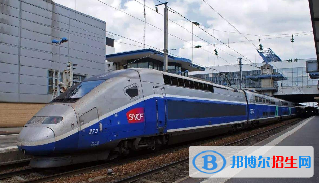 六盤水2020年男生讀鐵路學校
