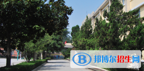陜西藍天民航技師學院2020年招生辦聯(lián)系電話