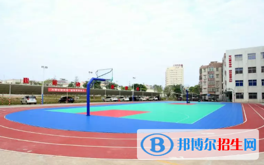 廉江衛(wèi)生職業(yè)技術(shù)學(xué)校2020年報(bào)名條件、招生要求、招生對(duì)象