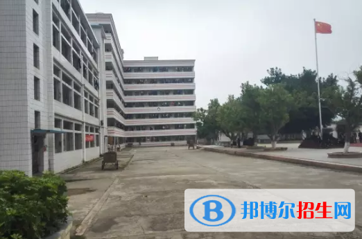 湛江南大理工職業(yè)技術(shù)學(xué)校怎么樣、好不好