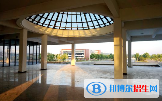 三峽旅游職業(yè)技術學院2