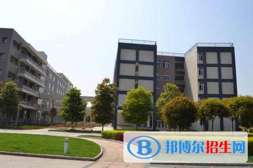 四川華新現(xiàn)代職業(yè)學(xué)院怎么樣、好不好