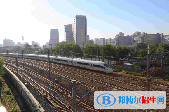 黃岡2020年男生讀鐵路學校怎么樣