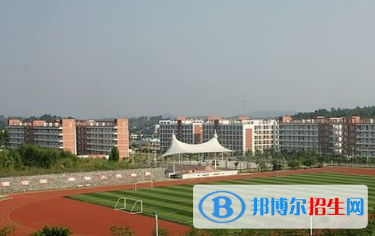 湛江2020年男生學(xué)什么汽修學(xué)校好