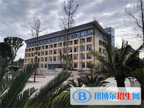 四川護理職業(yè)學院2020年報名條件、招生要求、招生對象