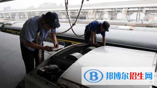白銀2020年到哪里讀鐵路學(xué)校好