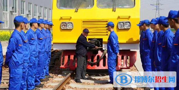 白銀2020年讀鐵路學(xué)校可以考大學(xué)嗎