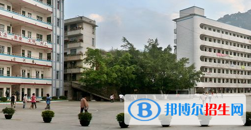 南寧2020年上鐵路學校