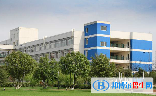 武漢軟件工程職業(yè)學院8