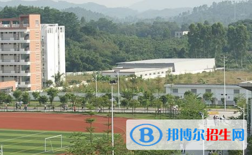 湛江2020年女生初中畢業(yè)上汽修學校