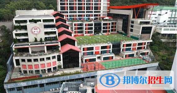 香港加拿大國際學校初中部2020年招生簡章