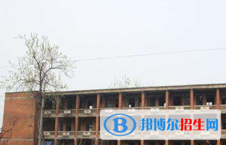 湖北省紡織工業(yè)技工學校5