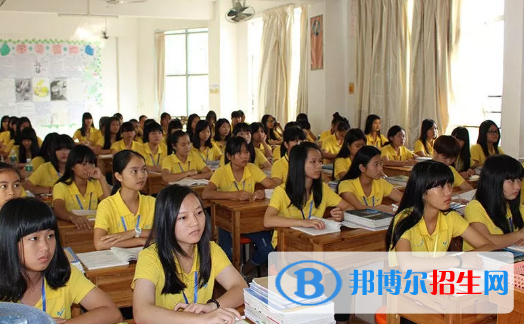 廉江興華職業(yè)技術(shù)學(xué)校2020年報(bào)名條件、招生要求、招生對(duì)象