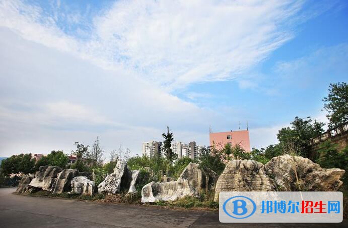 重慶安全技術職業(yè)學院2020年招生辦聯(lián)系電話