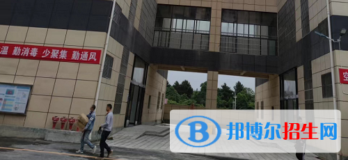 貴州首鋼水鋼技師學院花溪校區(qū)怎么樣、好不好