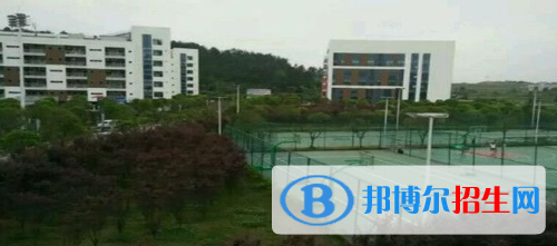 黔南民族幼兒師范高等專科學(xué)校2020年招生辦聯(lián)系電話
