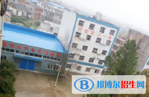 黃岡勞動(dòng)技工學(xué)校6
