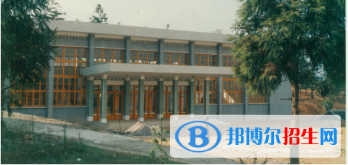 貴陽經(jīng)濟(jì)貿(mào)易中等專業(yè)學(xué)校2020年有哪些專業(yè)