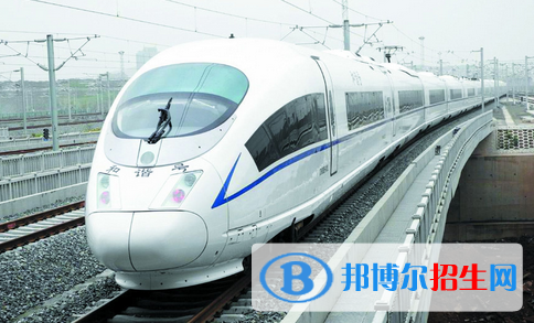 襄陽(yáng)2020年女生初中畢業(yè)上鐵路學(xué)校