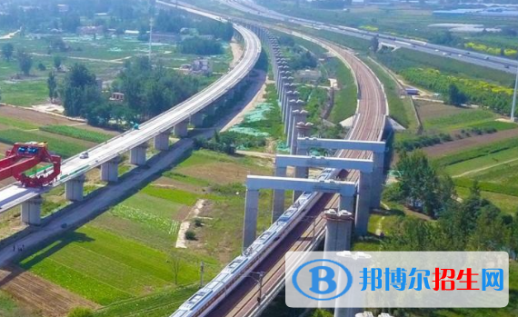襄陽2020年公辦鐵路學(xué)校有哪些