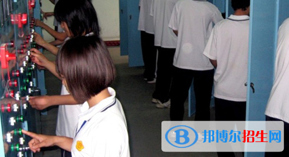梅州梅鐵技術(shù)學(xué)校2020年報名條件、招生要求、招生對象