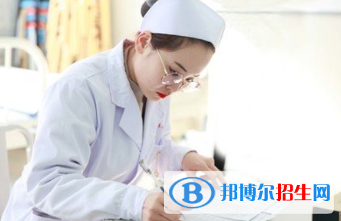 甘肅2021年衛(wèi)校多少錢