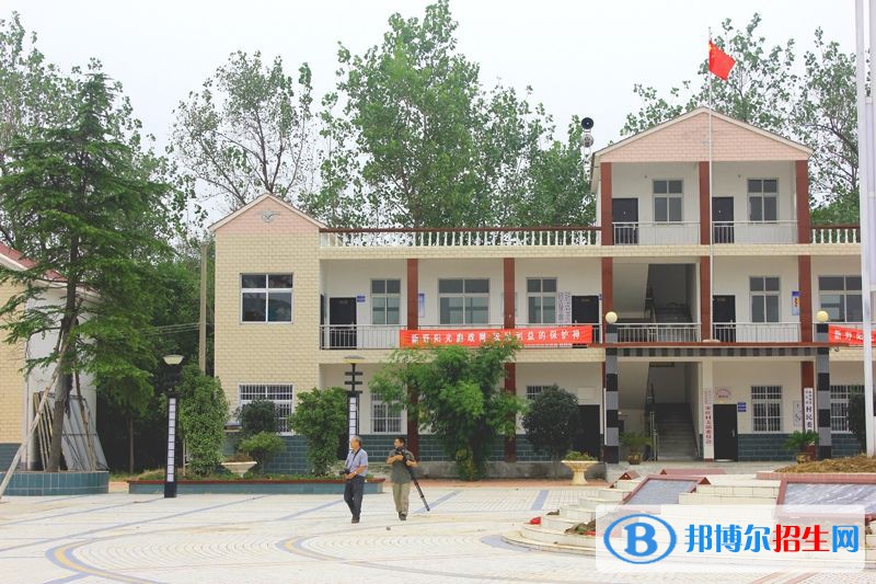 新野縣中等職業(yè)學(xué)校2021年有哪些專業(yè)