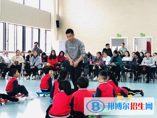 貴陽(yáng)2021年男生讀幼師學(xué)校怎么樣