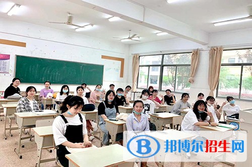 江蘇省吳中中等專業(yè)學(xué)校2021年報(bào)名條件、招生要求、招生對(duì)象