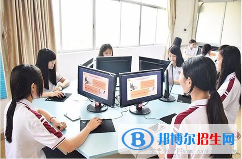 四川2021年電子商務(wù)學(xué)校適合女生學(xué)嗎