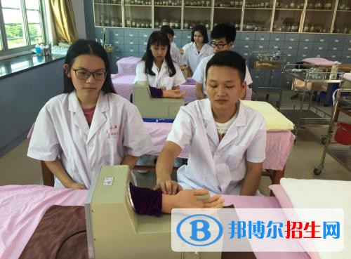 廣州2021年讀衛(wèi)校要分數(shù)嗎