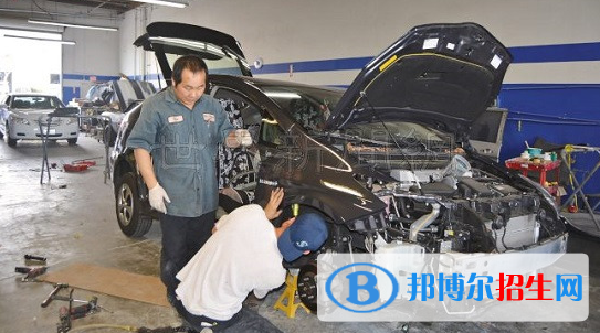 貴州2021年有哪些有汽修學(xué)校的大專院校