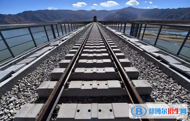 合肥2021年鐵路學(xué)校哪個專業(yè)好