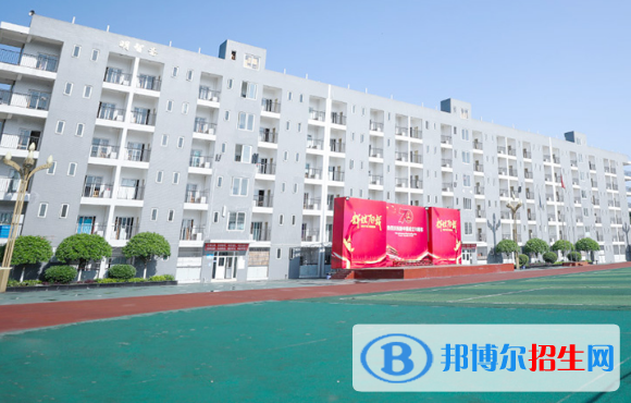 成都2021年初中畢業(yè)如何讀中專(zhuān)