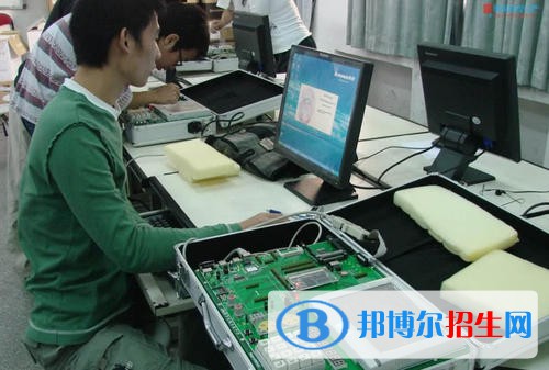 貴州2021年哪些大學有計算機學校大專